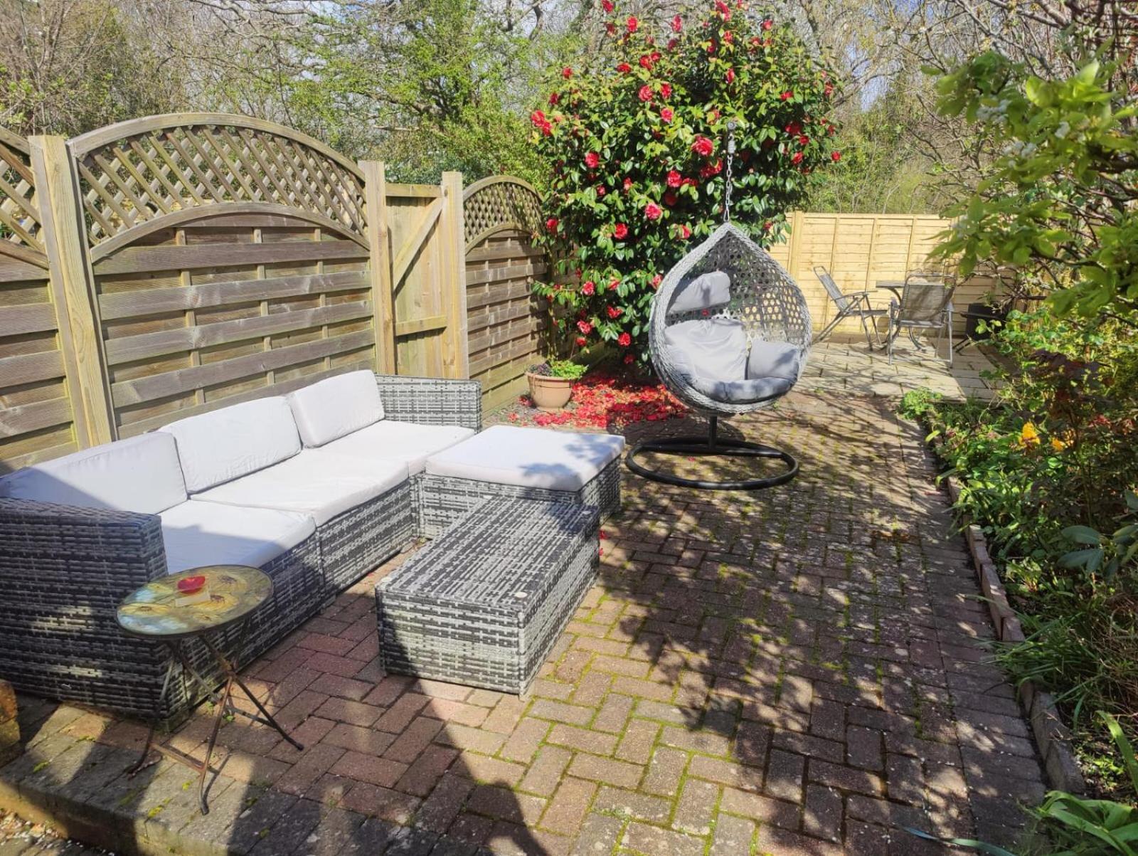 Beautiful Bexhill Cottage With Garden 3 Mins Walk To Beach Esterno foto